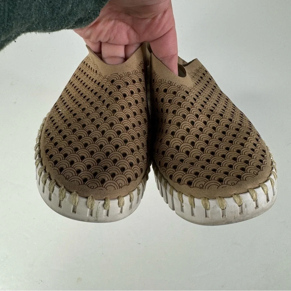 Ilse Jacobsen Tan Tulip Slip On‎ Shoes Size 38